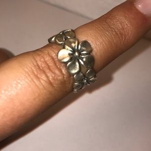 Flower Ring sz 9